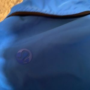 lululemon reversible shorts!!